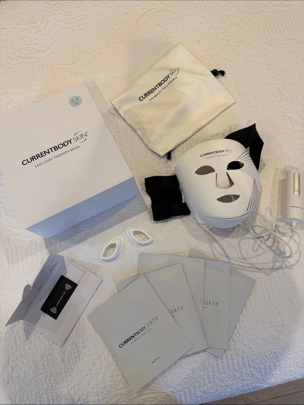 LED Red Light Therapy Mask Series 2 + 5 Hydrogel Masks